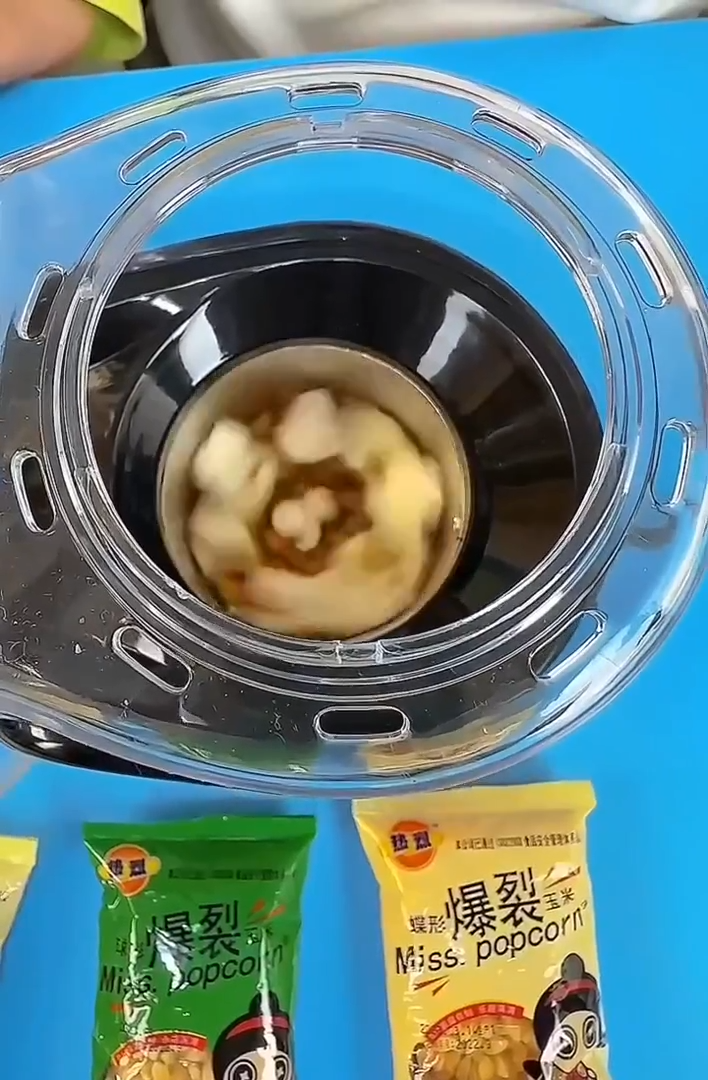 Mini Popcorn Machine